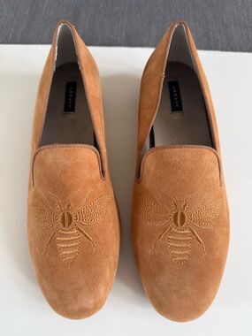Array Suede Bee Embroidered Slip-On Loafers - Tan